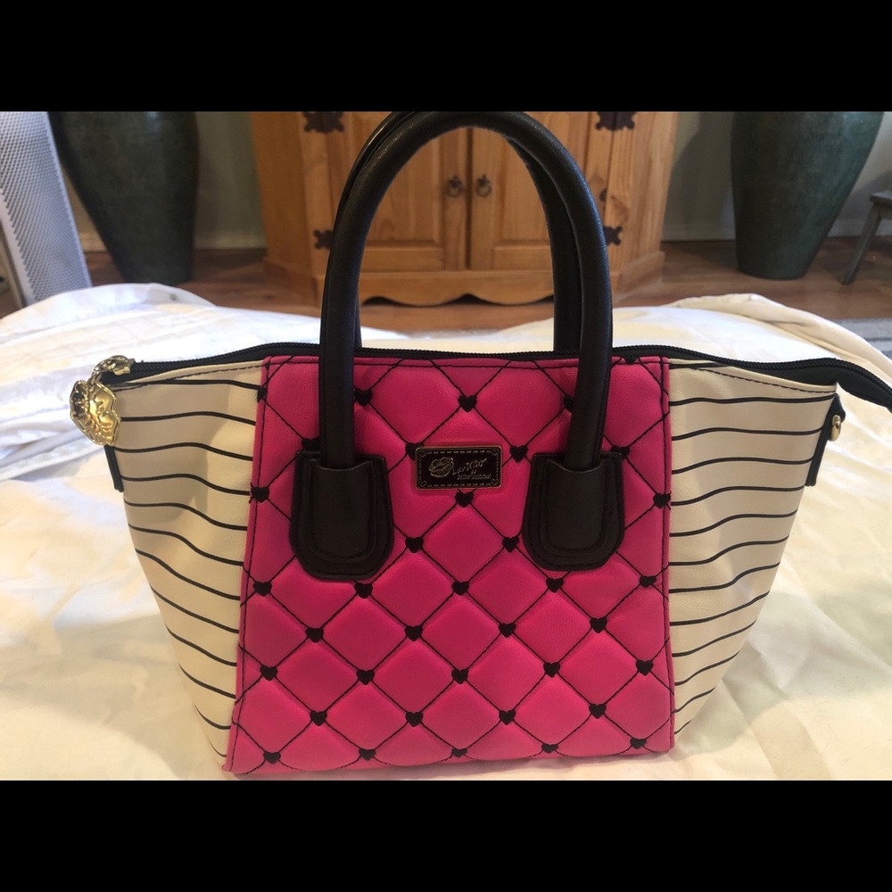 Betsy Johnson super cute purse